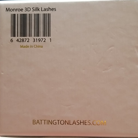 Battington Monroe Silk Lashes - Picture 3 of 3